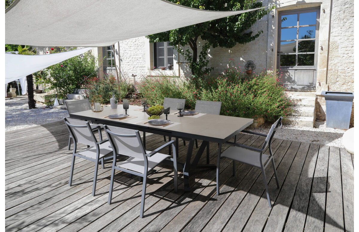 Table de jardin extensible en aluminium et verre 8/12 places MODULO