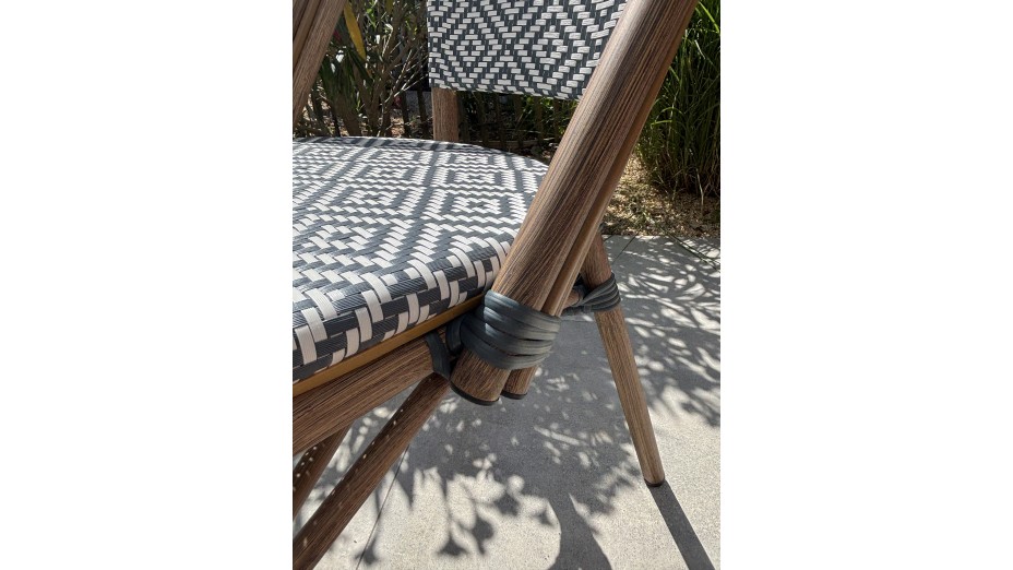 Fauteuil de jardin empilable BISTRO en aluminium effet bois et textilène - BLEU