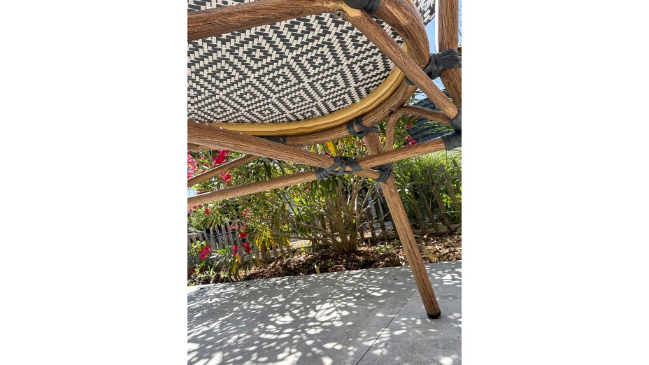 Fauteuil de jardin empilable BISTRO en aluminium effet bois et textilène - BLEU