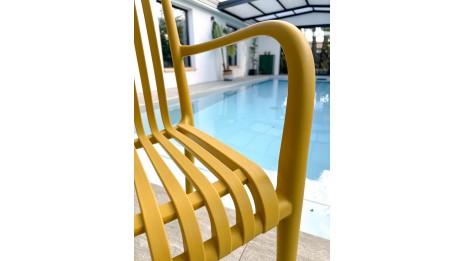 Fauteuil de jardin empilable TIAGO en polypropylène - MOUTARDE