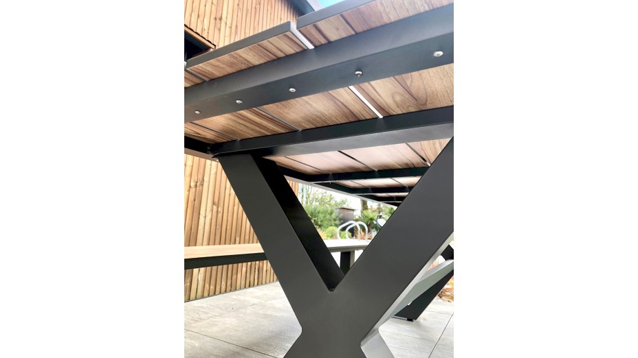 Table de jardin avec bancs VANCOUVER (150x164 cm) en aluminium et HPL effet bois - GRIS ANTHRACITE
