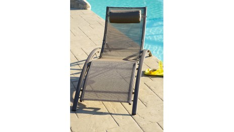 Lot composé de 2 bains de soleil CL76CAPPUCCINO (pré-montés) empilables