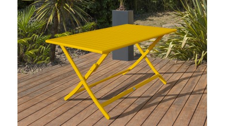 Lot composé d'une table de jardin MARIUS-TB140-MOUTARDE pliante et de 4 chaises MARIUS-CP-MOUTARDE pliantes