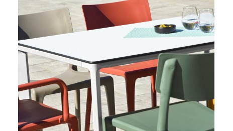 Table de jardin MEET (160x90 cm) en aluminium laqué et peinture Epoxy - BLANC