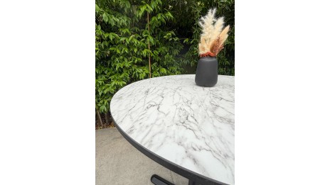 Table ronde de jardin BISTRO (diam. 60 cm) en acier noir et plateau HPL effet marbre - BLANC