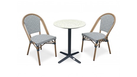Lot composé d'une table de...