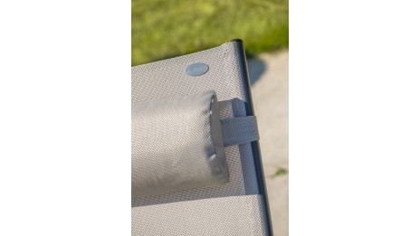 Lot composé de 2 bains de soleil CL76GREY (pré-montés) empilables