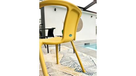 Fauteuil de jardin empilable DIEGO en polypropylène - MOUTARDE