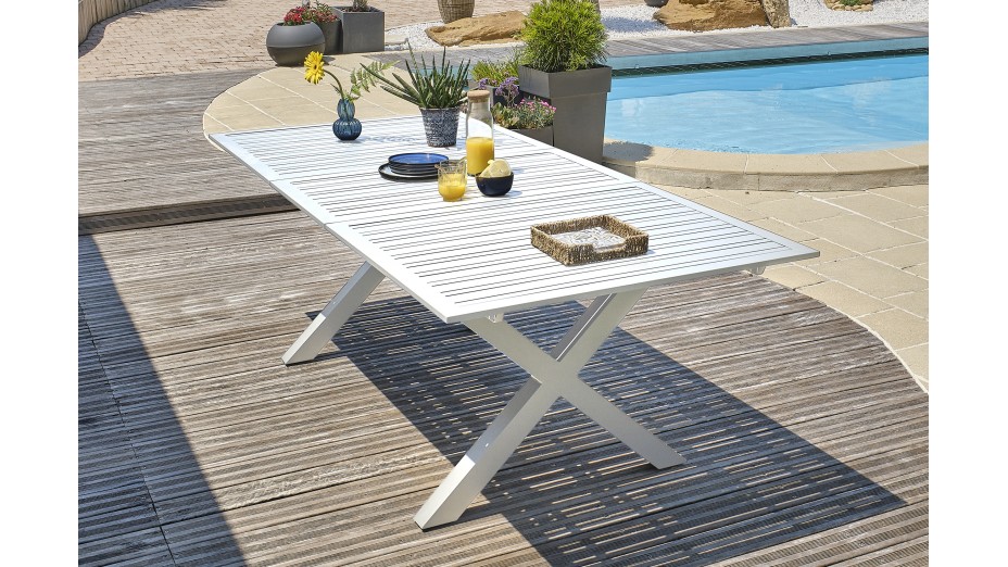 Lot composé d'une table de jardin FLORIDE-TB240-ALU-B avec rallonge et de 6 fauteuils FLORIDE-FT-BLANC empilables