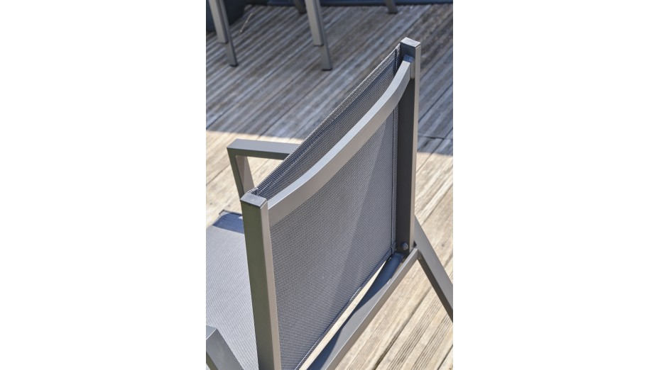 Lot composé d'une table de jardin FLORIDE-TB240-HPL-AW avec rallonge et de 8 fauteuils FLORIDE-FT-GRISANTH empilables