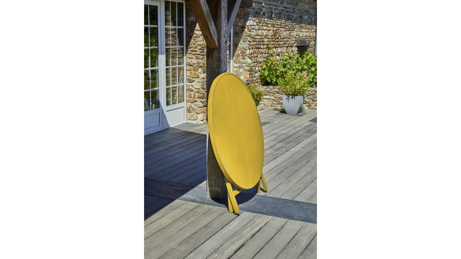 Lot composé d'une table de jardin MARIUS-TB110-MOUTARD pliante et de 4 chaises MARIUS-CP-MOUTARDE pliantes