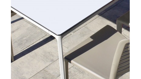Table de jardin MEET (200x90 cm) en aluminium laqué et peinture Epoxy - BLANC