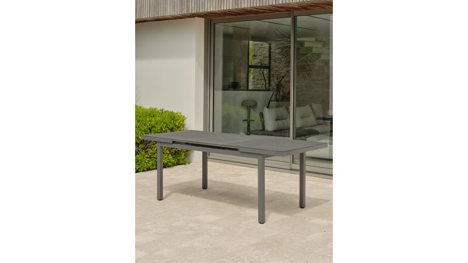Table de jardin DANIA (160/210x90 cm) en aluminium et spraystone avec rallonge automatique - GRIS ANTHRACITE