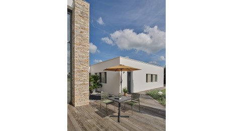 Parasol MARBELLA (diam. 2,7 m) à manivelle en aluminium gris anthracite et polyester - MOUTARDE
