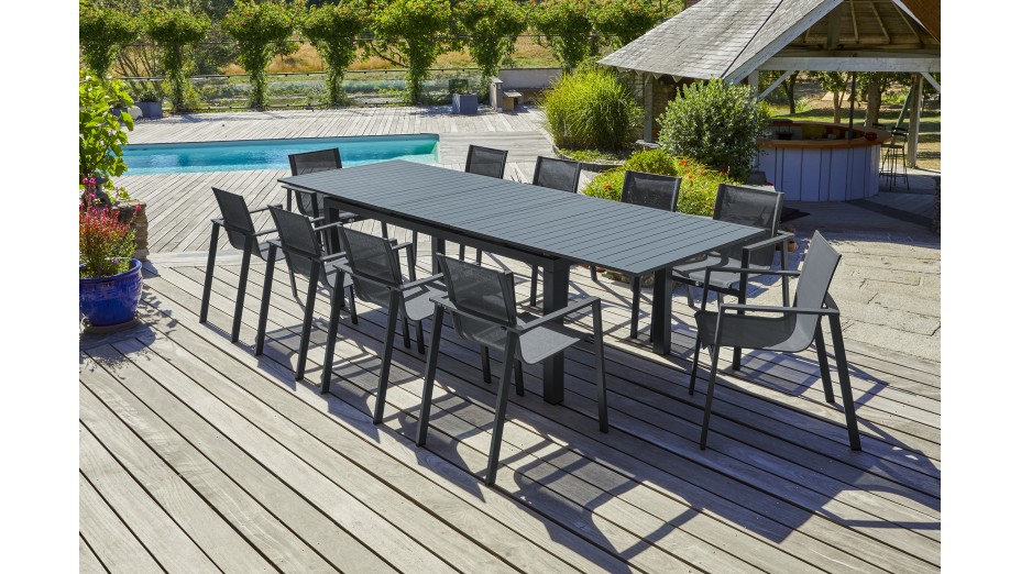 Lot composé d'une table de jardin MIAMI-TB300 avec rallonge et de 10 fauteuils ALU-MIAMI-FT empilables