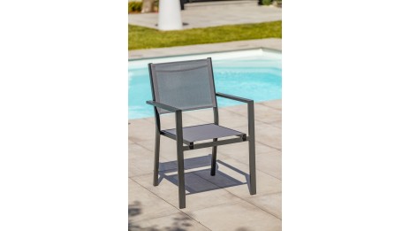 Lot composé d'un table de jardin TOLEDE-TB300-NOIR avec rallonge et de 8 fauteuils TOLEDE-FT empilables