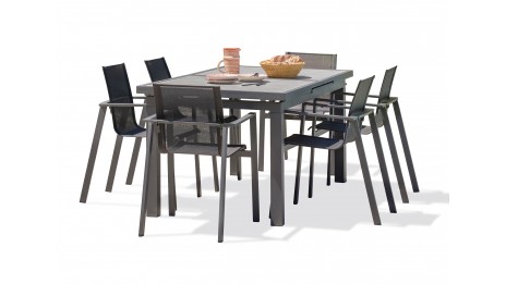 Lot composé d'une table de...