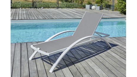 Lot composé de 2 bains de soleil BARCELONA-CL-BLANC empilables