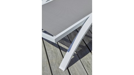 Lot composé de 2 bains de soleil BARCELONA-CL-BLANC empilables