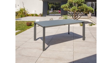Lot composé d'une table de jardin HONFLEUR-TB250 avec rallonge et de 8 fauteuils pliants HONFLEUR-DC