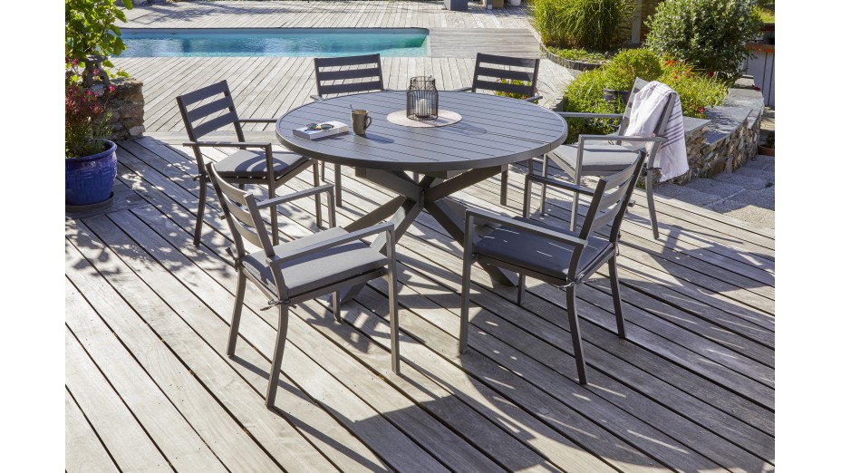 Lot composé d'une table de jardin PELOSA-TB200 et de 6 fauteuils PELOSA-FT empilables