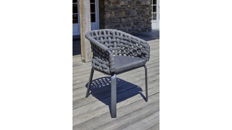 Lot composé d'une table de jardin CAMARGUE-TB220 et de 6 fauteuils CAMARGUE-FT