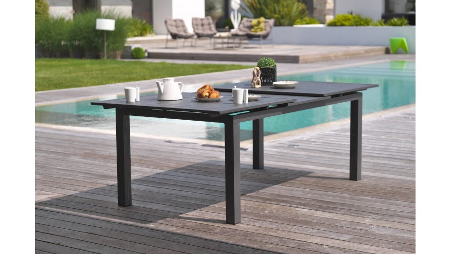 Lot composé d'une table de jardin MIAMI-TB300 avec rallonge et de 12 fauteuils ALU-MIAMI-FT empilables