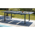 Table salon de jardin